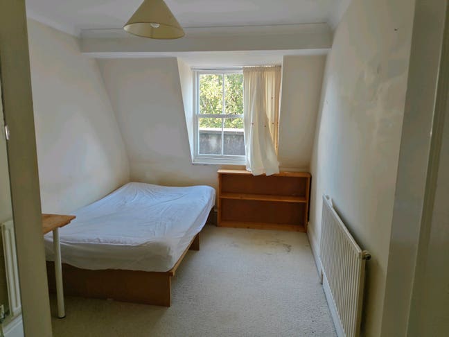 2 Rooms in Postgraduate Flat in Clifton Village Main Photo