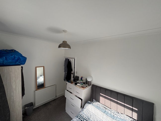 Room in Tooting with separate study Main Photo