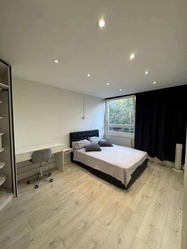XL Double Room – 5 min walk from Oval Station  Main Photo