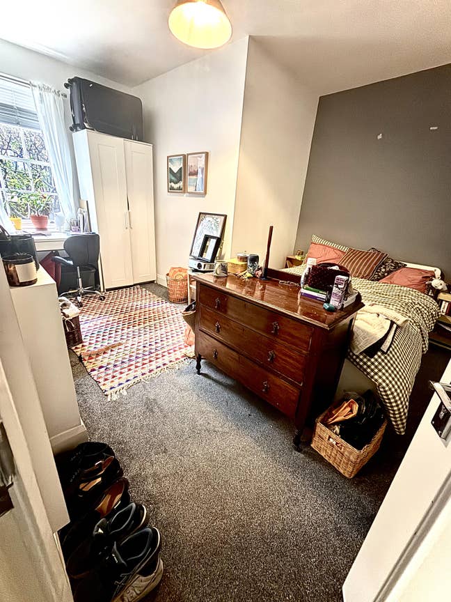Cute double room within Newcastle city centre Main Photo