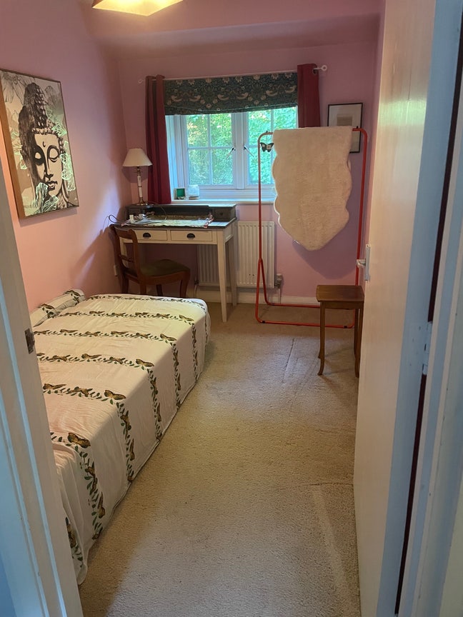 Single Room for Rent, near M40 Main Photo