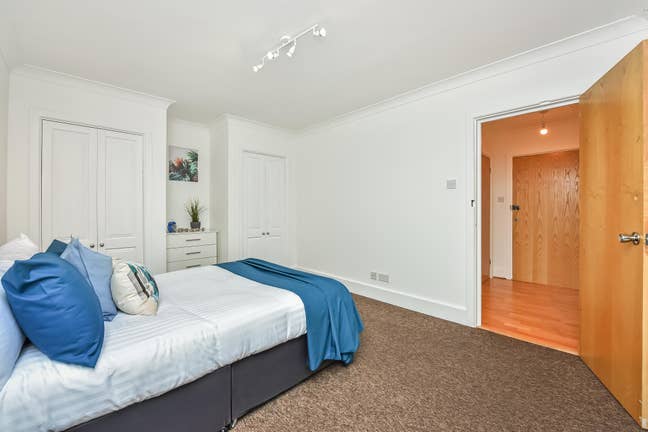 Top-Notch Double Room in a Modern Apartment Main Photo