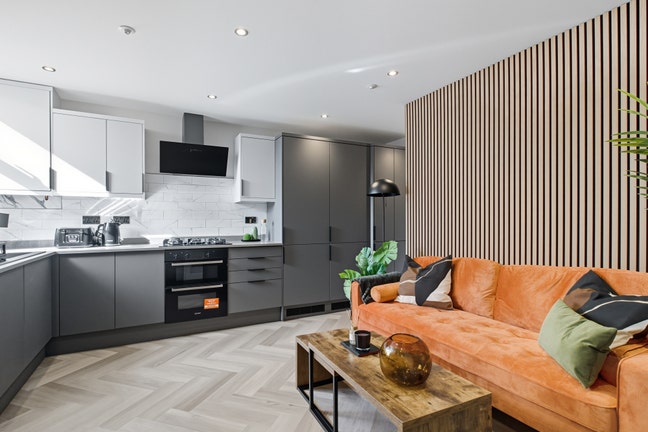 Stunning Spacious Studio Rooms Available Now Main Photo