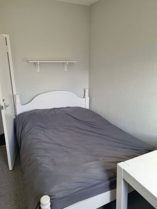 Double Room in Friendly House - All Bills Included Main Photo