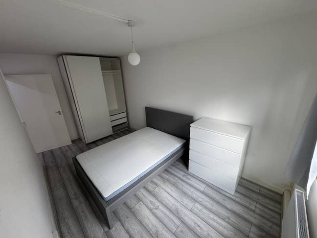 West Kensington flatshare Main Photo