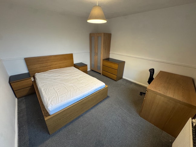 Professional house share near Blackburn hospital  Main Photo