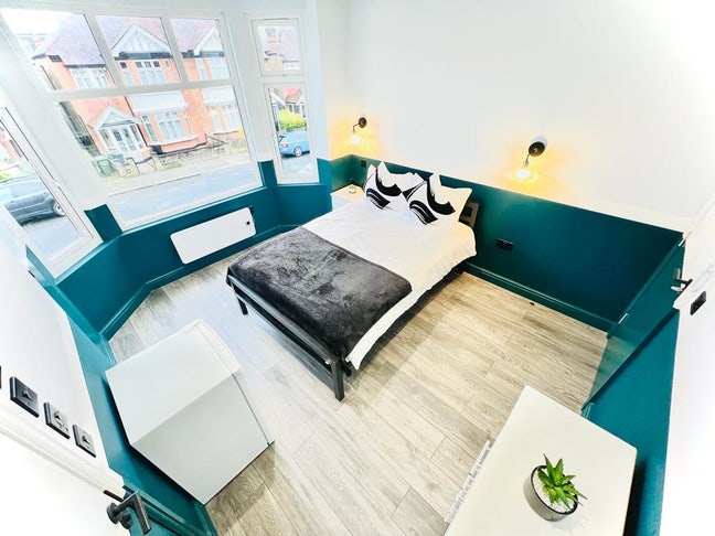 🛏️ 3 En-Suite Rooms to Let - Brixton  Main Photo