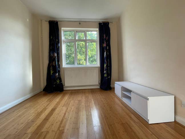 Two double bedrooms to rent in Greenford (UB6) Main Photo