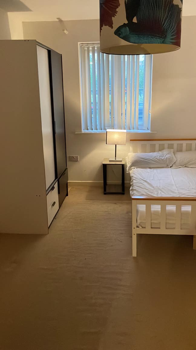 Two specious room for rent  Main Photo
