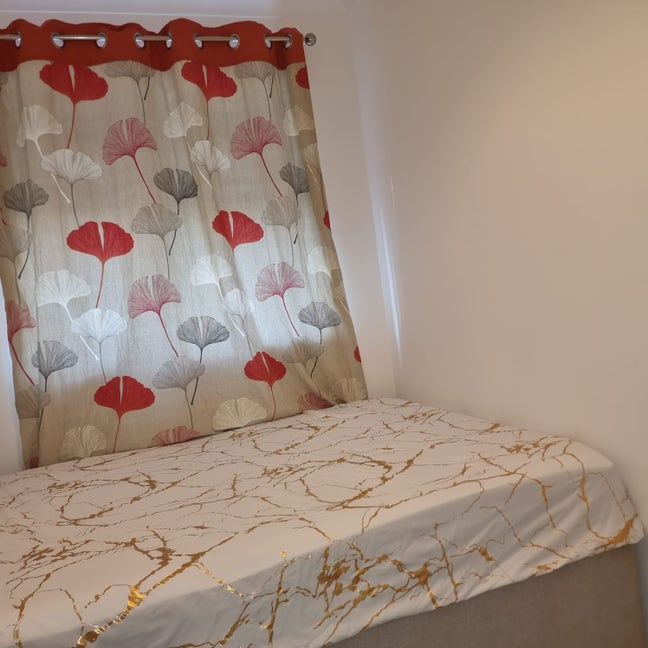 Double room available in a very neat house. Main Photo