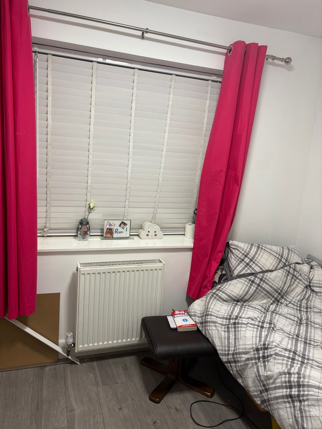 1 single bedroom for rent in a flat in Kingston  Main Photo