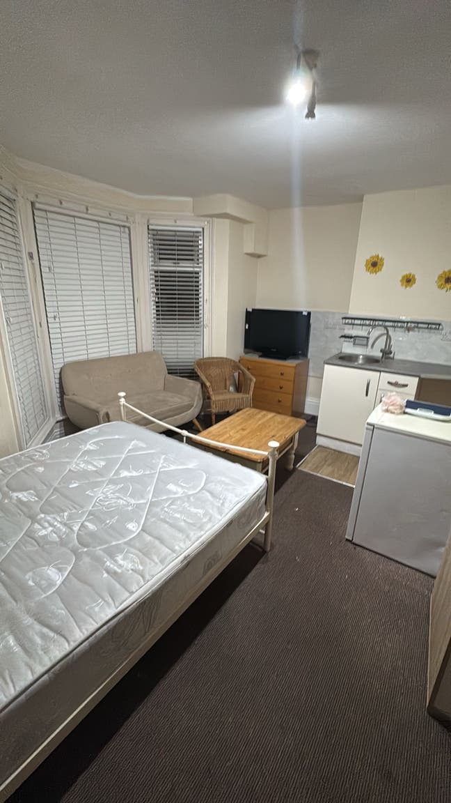 A double  room with en-suite.  Main Photo