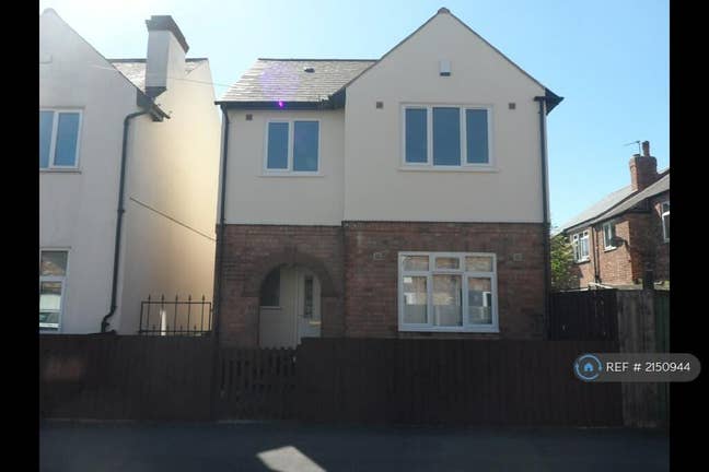 Beautiful double bedroom available from Oct-jan Main Photo