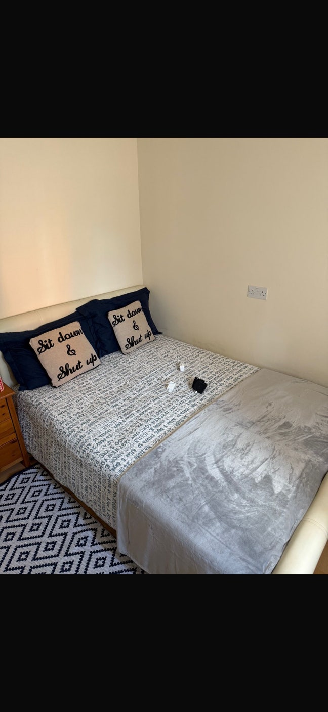 Double room short term - Main Photo