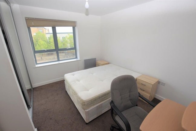 Double En-suite room near Essex University  Main Photo