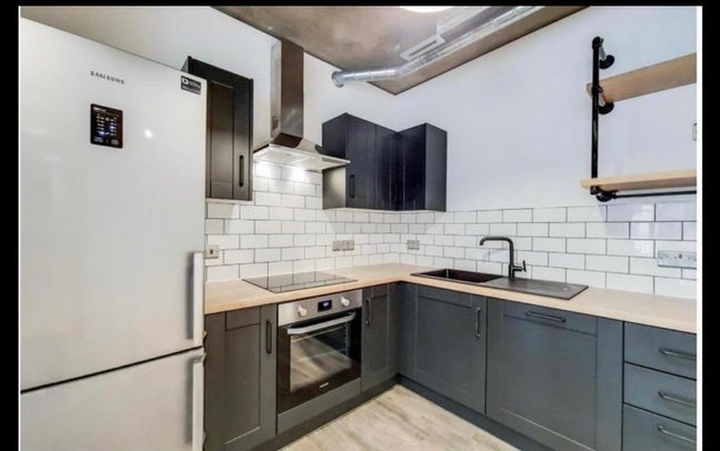 Female roommate wanted Main Photo