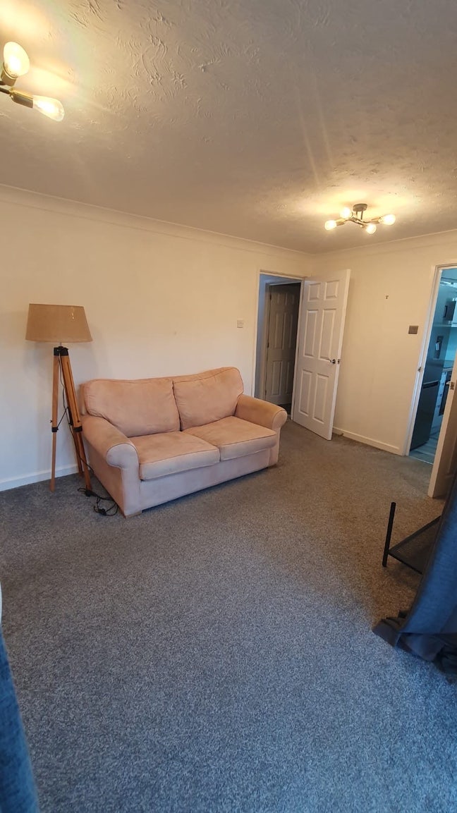 1 Bedroom Flat in Bow Main Photo