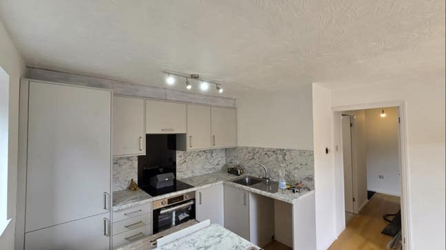 One-Bedroom Apartment in Weston-super-Mare Main Photo