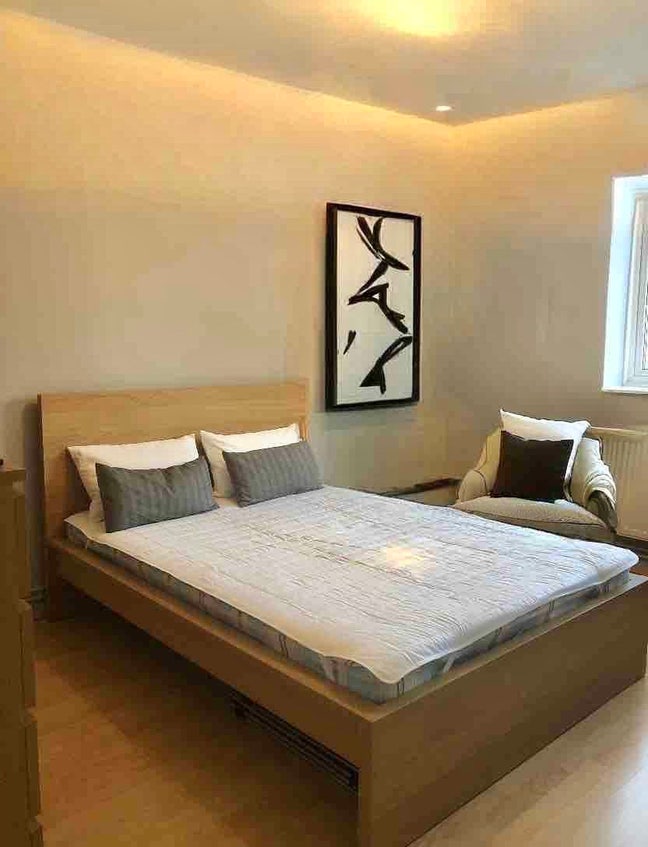 Bill Included Large Double Room Mile End Tube E3 Main Photo