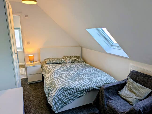 Lovely Room In Friendly House Gloucester GL1 Main Photo