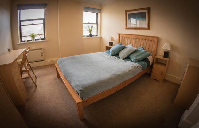 Double room in attractive 3 bed flat Portswood Main Photo
