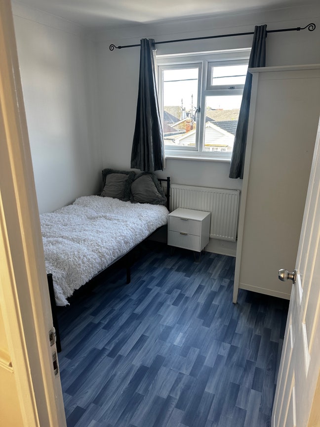 Single room for rent in Canvey Island Main Photo