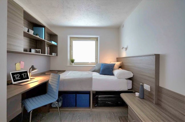 25/26 Manna Ash House (£380, 44-week contract) Main Photo
