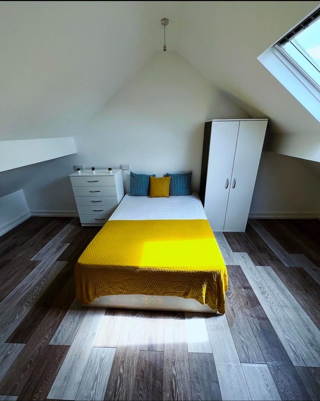 Comfortable Double Room to Rent – Wembley Main Photo