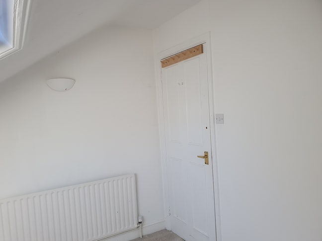 Light Airy Room.in Stoke Newington  Main Photo