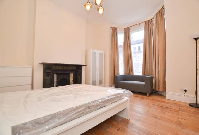 Amazing Doubles in Classy Clapham House! Main Photo