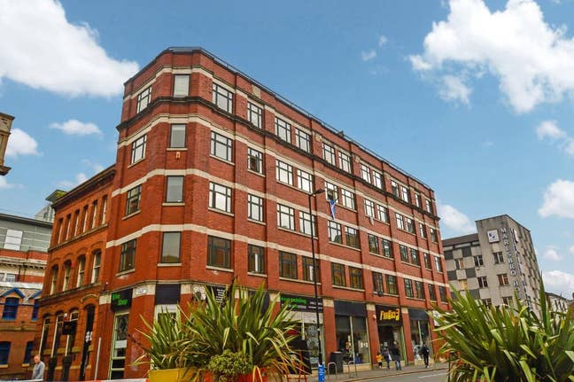 One Bed in Nq/ Looking for Tenancy Takeover Main Photo