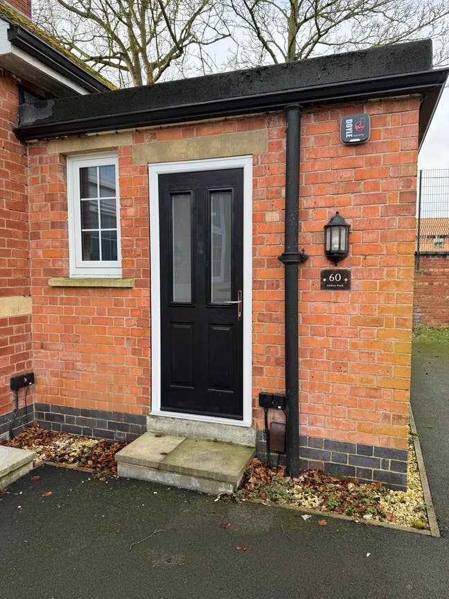 Two Bedroom Property in Central Worksop Main Photo