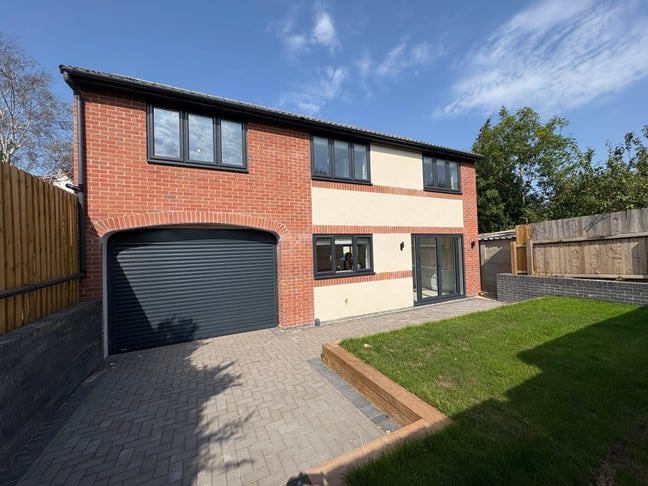 Brand New Three Bedroom House  Main Photo