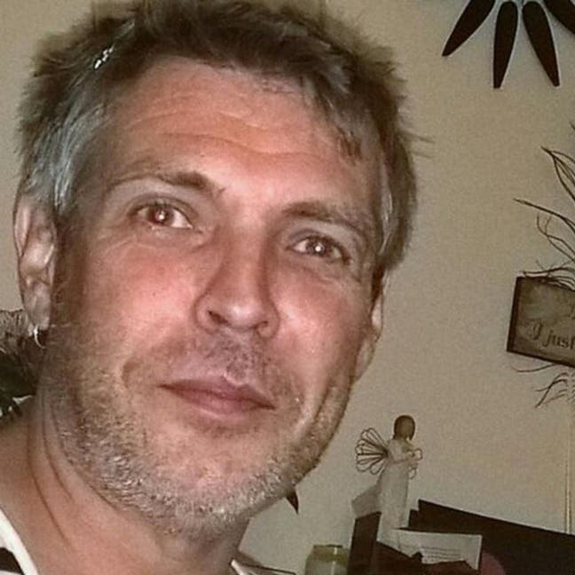 I am a professional male aged 58. I am lookin... Main Photo
