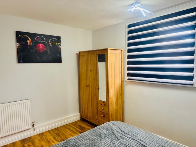 Looking for a male Flatmate  Main Photo