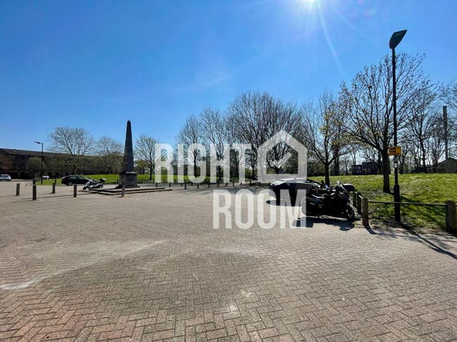 Single Room - 10 min walk to Beckton DLR Main Photo