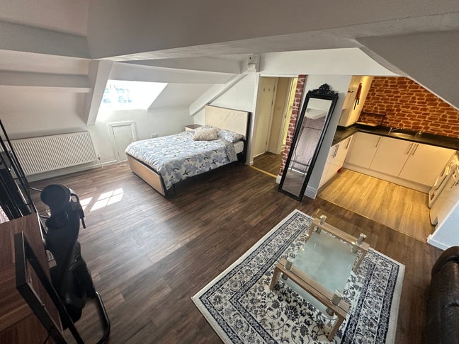 Avail now CityCentre student room £925pm inc bills Main Photo