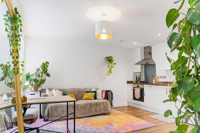 *Read Description* Cosy One Bedroom Apartment Main Photo