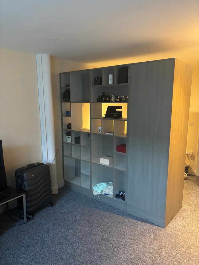 Modern 1 bed property, PRIME Location, Bills inc! Main Photo