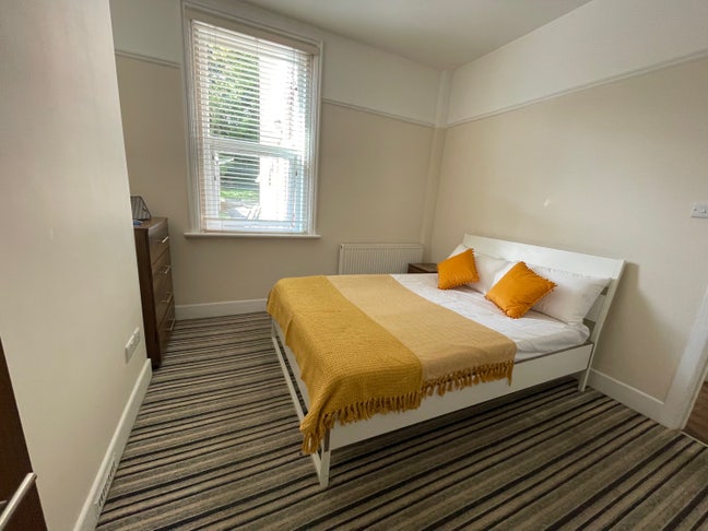Double Room | *Free Rent | *Deposit Options   Main Photo