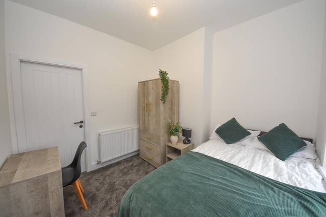 🏡 Garswood Road-Brand New Ensuite Rooms-High Spec Main Photo