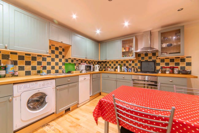 🎩Bow/Mile End🎩Cheap and Chich Modern Double Main Photo