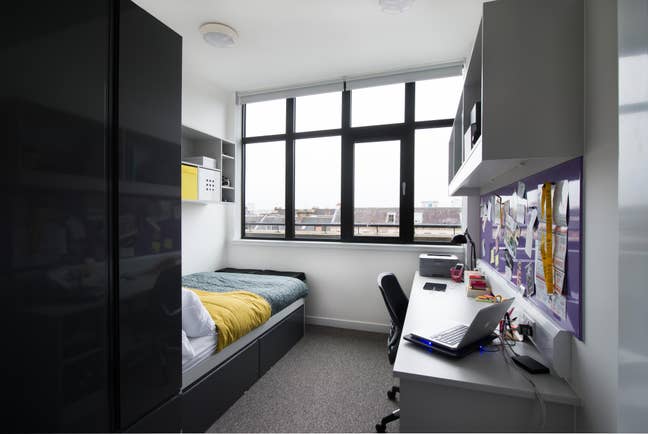 Classic en-suite (clifton house) student accom 103 Main Photo