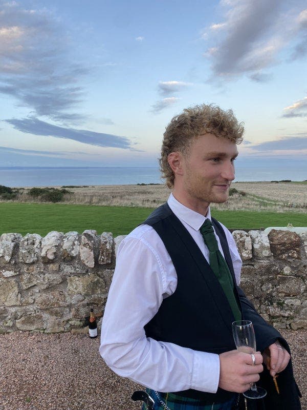 PG MSc Student looking for 12 month flat rental Main Photo