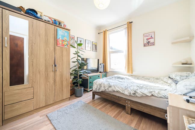 Double Room in lovely Hither Green home Main Photo