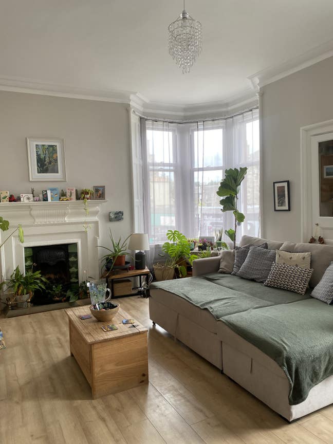 Seaside room available  Main Photo