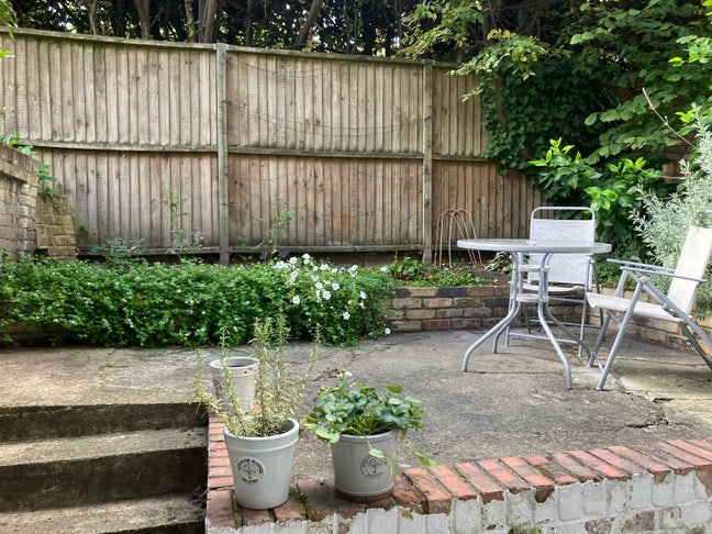 Basement Flat with Garden near Battersea Park Main Photo
