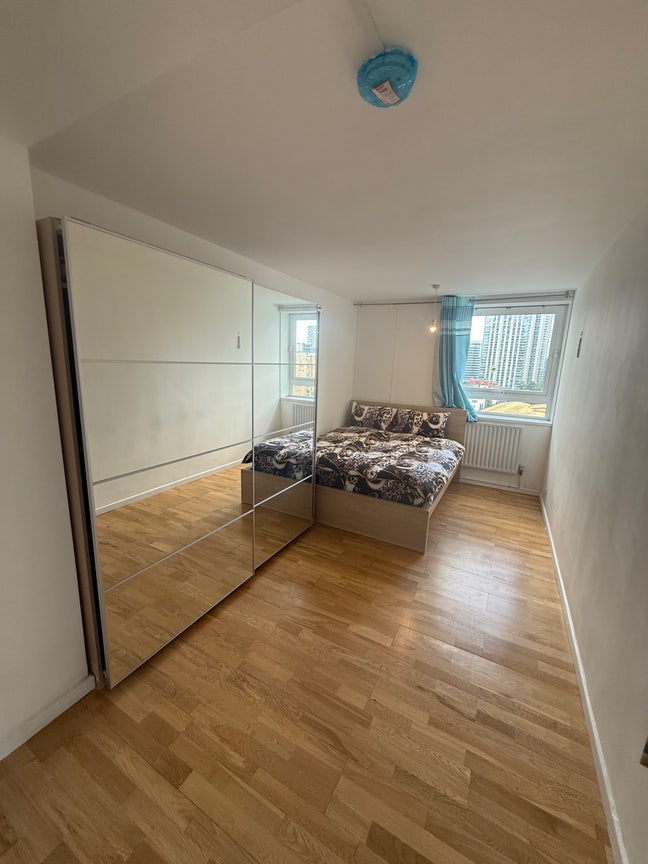 4 amazing double rooms in Canary Wharf  Main Photo