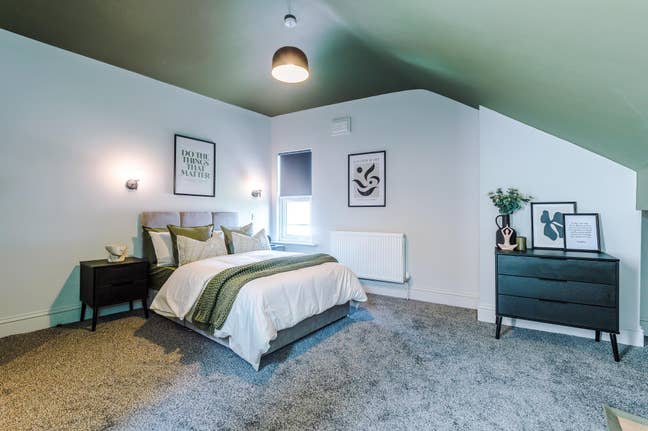 Room Available at High End HMO in Hunslet  Main Photo
