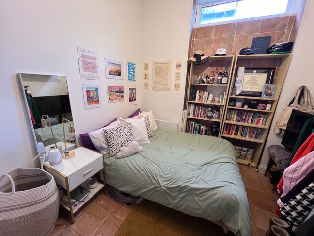 Cozy double room in 3bed house w garden in Hackney Main Photo